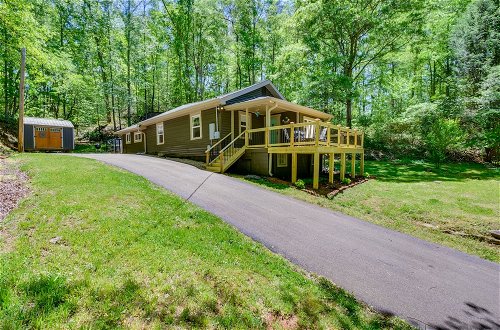 Foto 17 - Pet-friendly Pickens Vacation Rental on 2 Acres