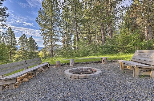 Photo 24 - Private Cascade Cabin With Hot Tub & Fire Pit