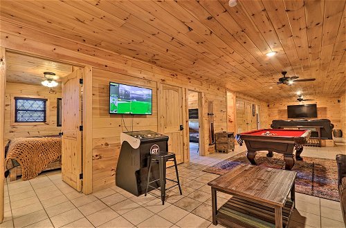 Photo 26 - Luxe Cabin w/ Hot Tub, Theater, Pool Table, Arcade