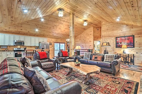 Photo 29 - Luxe Cabin w/ Hot Tub, Theater, Pool Table, Arcade