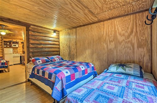 Photo 15 - Cozy Davis Cabin w/ Deck - Nestled by Honey Creek