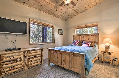Foto 6 - Cozy High Country Log Cabin: Hike, Fish, Golf, Ski
