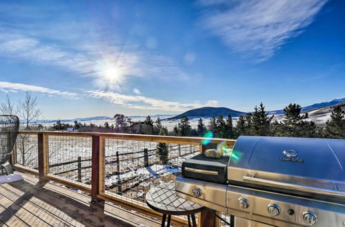 Photo 14 - Cabin w/ 360° Mountain Views & 30 Miles to Breck