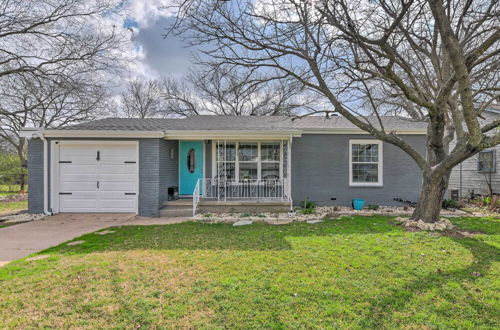 Photo 1 - Cozy Home w/ Fire Pit: 3 Mi to Lake Whitney