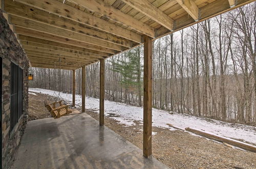 Photo 33 - Family-friendly Warsaw Cabin w/ Deck & Fireplace