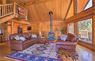 Foto 3 - Tumalo Log Cabin w/ Deck, Fire Pit + Grill
