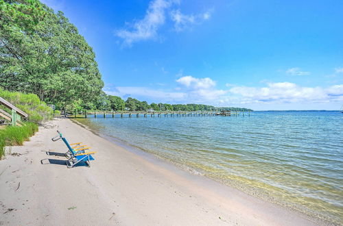 Foto 6 - Bayside Deltaville Retreat w/ Beach & Bay Views