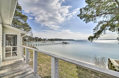 Foto 16 - Bayside Deltaville Retreat w/ Beach & Bay Views