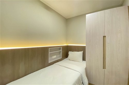 Foto 3 - Comfort 2Br At Menteng Park Apartment