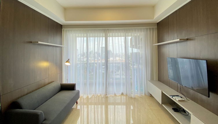 Photo 1 - Comfort 2Br At Menteng Park Apartment