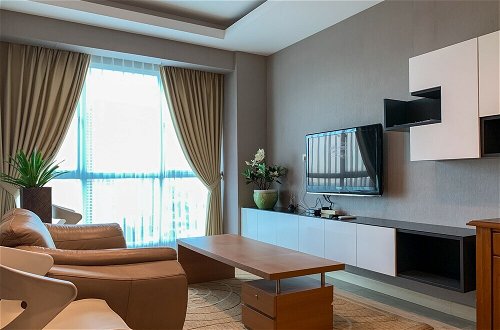 Photo 1 - Spacious And Comfy 3Br Gandaria Heights Apartment