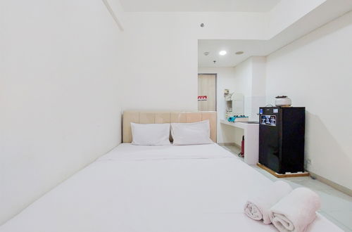 Photo 5 - Elegant And Homey Studio Akasa Pure Living Bsd Apartment