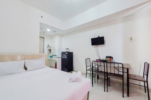 Photo 1 - Elegant And Homey Studio Akasa Pure Living Bsd Apartment