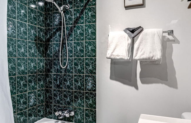 Single Room Parking View - Photo 28