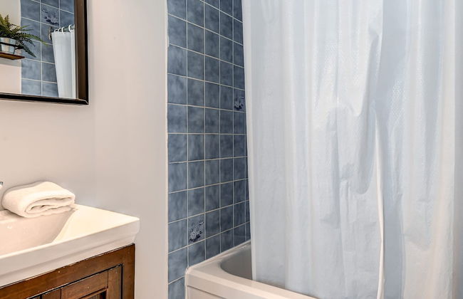 Single Room Parking View - Photo 59