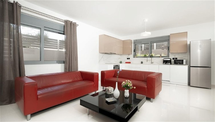 Photo 1 - Mtc-an Apartment by the sea and Airport