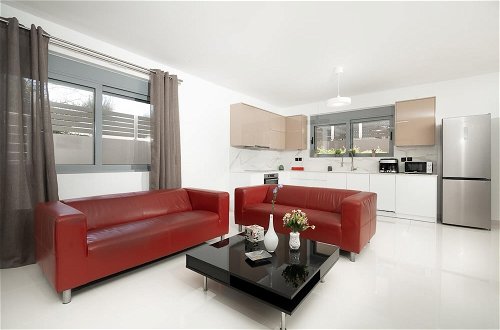 Foto 1 - Mtc-an Apartment by the sea and Airport