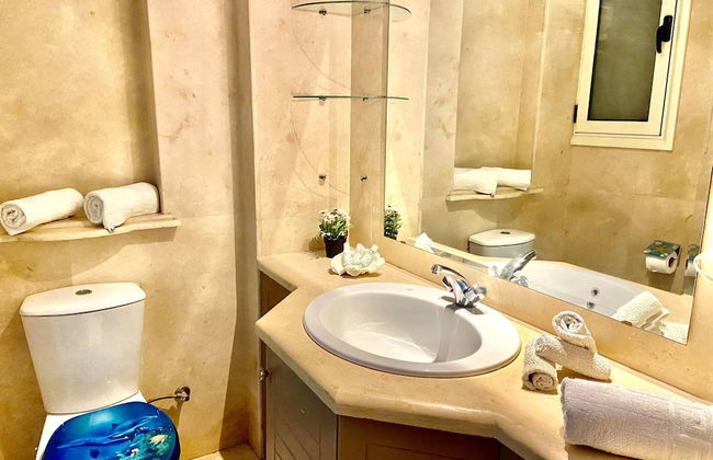 Blue Lagoon 2-bed Apartment El Gouna - Photo 5