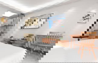 Photo 4 - Foshan Laide Apartment