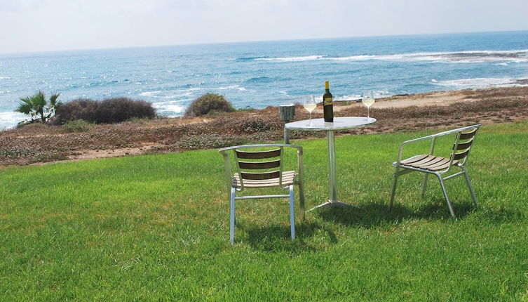 Foto 1 - Sea Front Villa With Private Heated Pool, Quiet Area Paphos 322