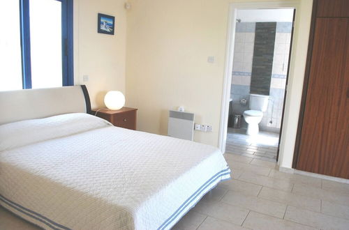 Photo 6 - Sea Front Villa With Private Heated Pool, Quiet Area Paphos 322