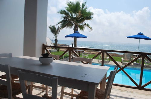 Foto 68 - Sea Front Villa With Private Heated Pool, Quiet Area Paphos 322