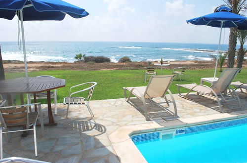 Foto 59 - sea Front Villa, Heated Private Pool, Amazing Location Paphos 323