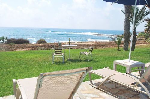 Foto 52 - Sea Front Villa With Private Heated Pool, Quiet Area Paphos 322