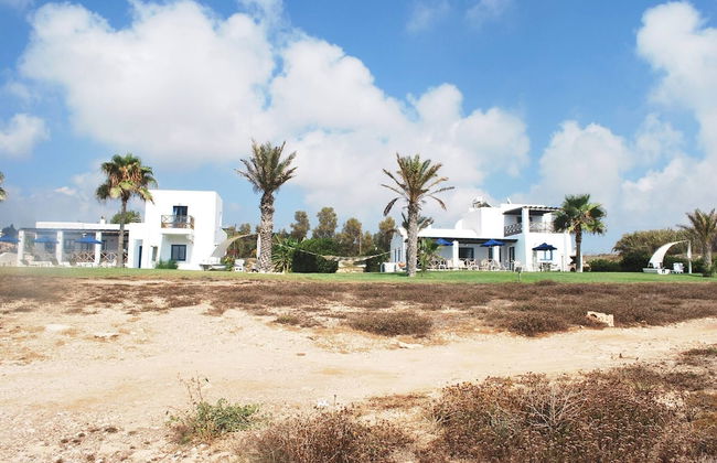 Sea Front Villa With Private Heated Pool, Quiet Area Paphos 322 - Photo 76