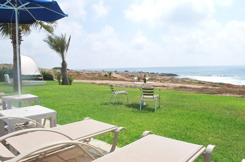 Foto 54 - Sea Front Villa With Private Heated Pool, Quiet Area Paphos 322