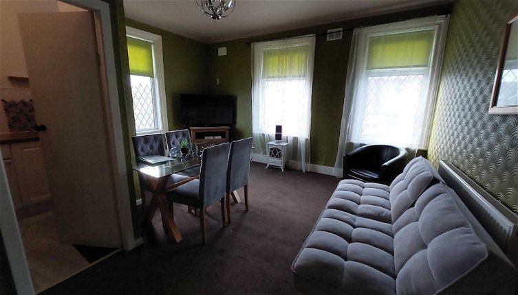 Foto 1 - Captivating 1-bed Apartment in Blackpool
