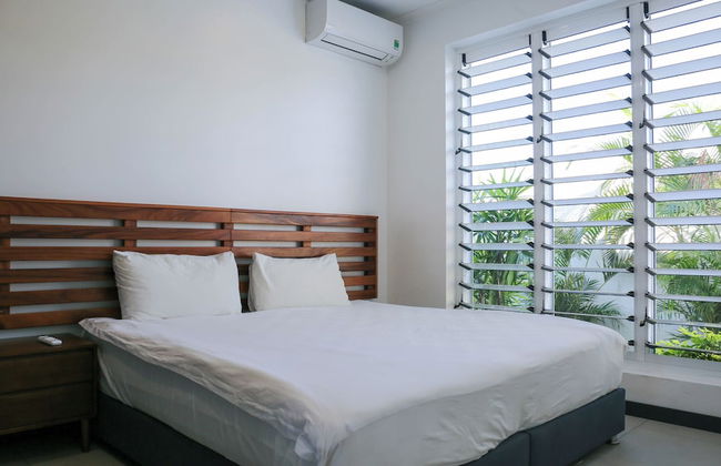 Lake Side Deluxe Villa - Photo 3
