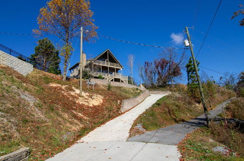 Foto 51 - 4BR Mountain View Cabin