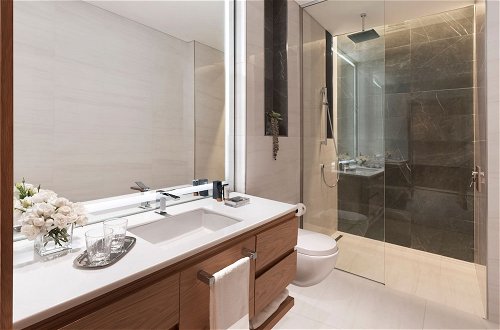 Photo 13 - YOUR STAY APARTMENTS At SLS Residence