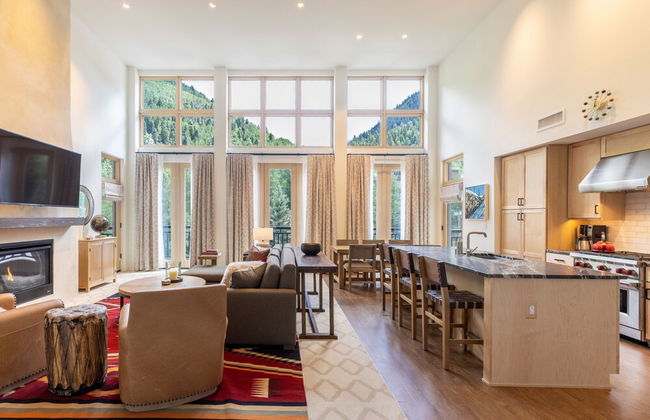 The Blake Residences - Foto 12