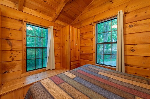 Photo 5 - Tiny Blue Ridge Cabin Breathtaking Views