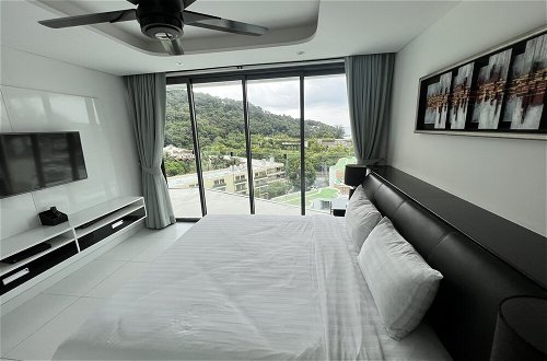 Foto 10 - Twin Sands Resort Penthouse