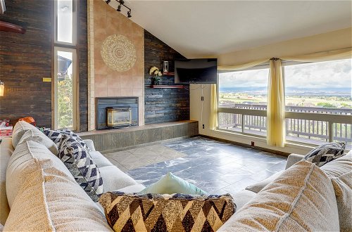 Foto 9 - Airy Vernal Vacation Rental: Deck, Mountain Views