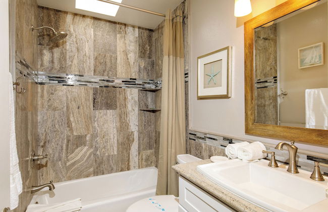 Oceanside Beach Condos - Photo 65