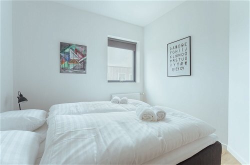 Photo 10 - New Stylish 3Br Apartment | City And Mountain View