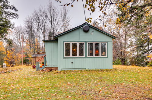 Foto 4 - Charming Watersmeet Cabin w/ Dock on Kitty Island