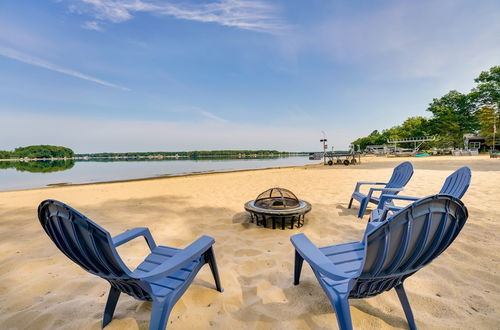 Photo 34 - Lakefront Baldwin Cottage w/ Deck & Private Beach