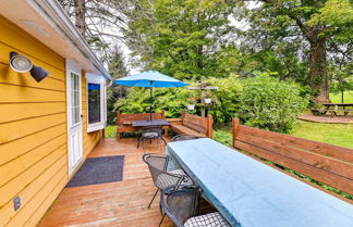 Foto 3 - Canandaigua Getaway w/ Deck & Sunroom