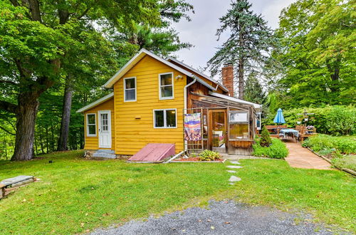 Photo 5 - Canandaigua Getaway w/ Deck & Sunroom