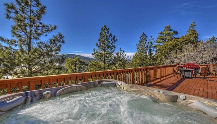 Photo 1 - Views at Wolf Lodge by Avantstay Magnificent Views w/ Hot Tub & Sauna