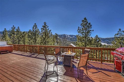 Foto 22 - Views at Wolf Lodge by Avantstay Magnificent Views w/ Hot Tub & Sauna