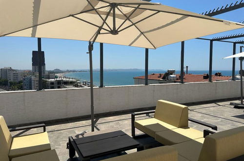 Photo 16 - Penthouse Apartment With Terrace on the sea