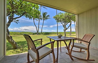 Foto 3 - Oceanfront Molokai Condo w/ Pool & Grills