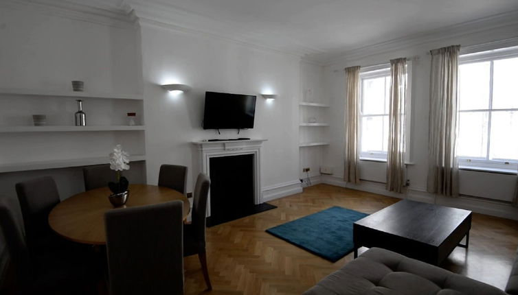 Photo 1 - Beautiful 2-bed Flat in London