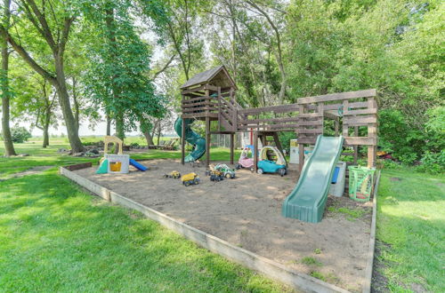 Photo 10 - Unique, Renovated Barn Vacation Rental in Donnelly